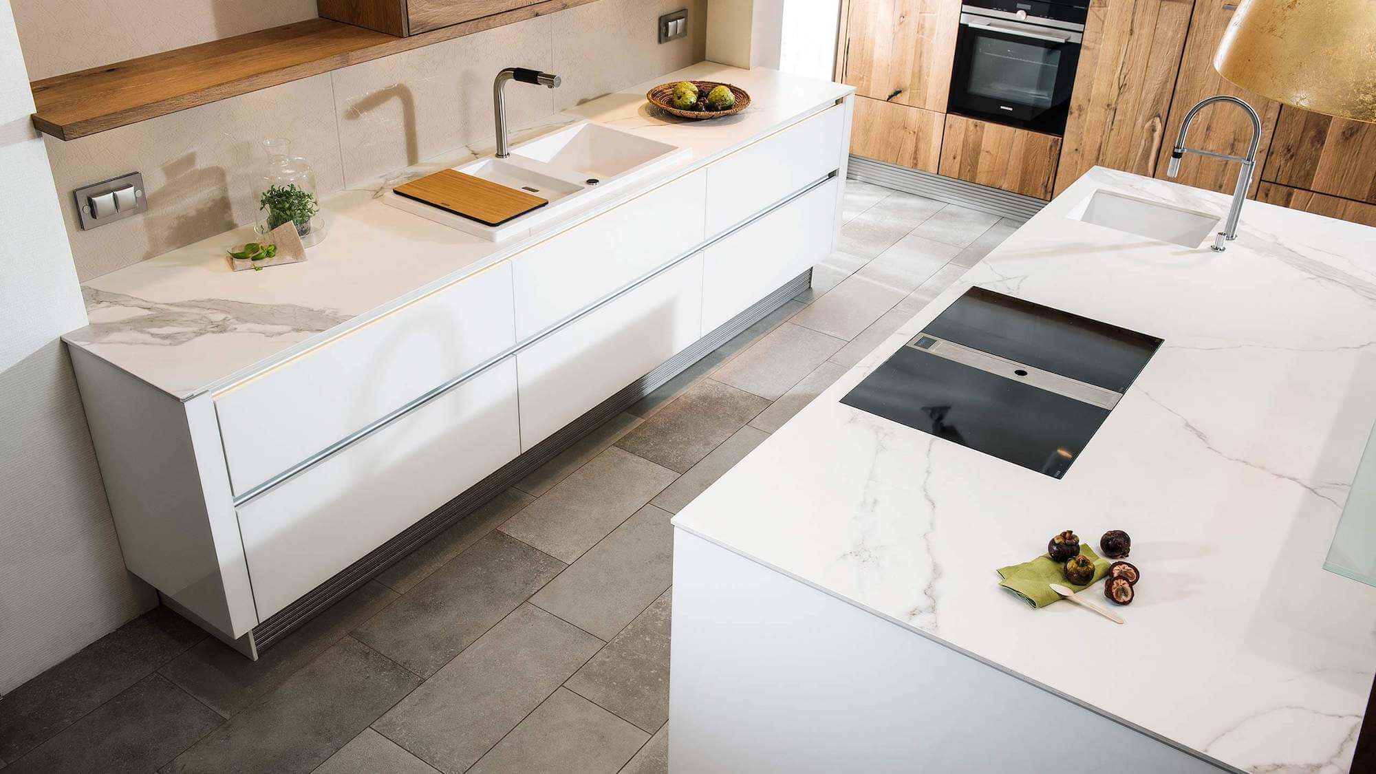 Zubehörhersteller Strasser-Arbeitsplatte-keramik-estatuario