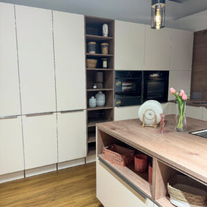 Nolte Küche Magnolie - L Küche mit Insel