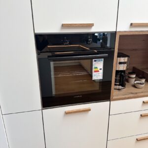 Nolte moderne U-Küche Weiß mit Laurus Backofen